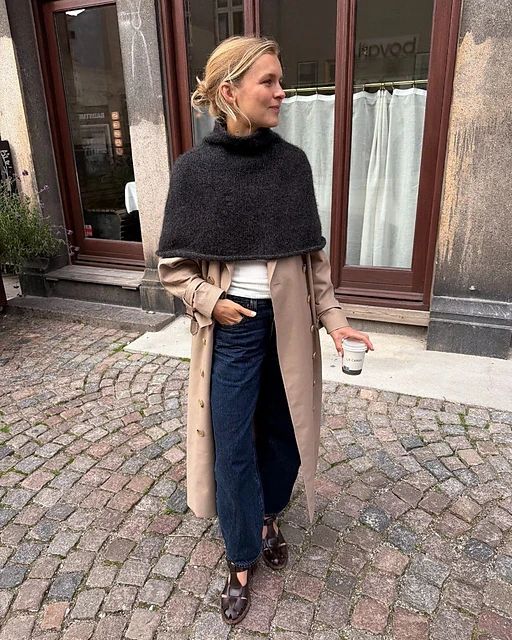 Накидка шарф Ivy Cape (Накидка из Плюща) спицами Накидка шарф Ivy Cape (Накидка из Плюща) спицами